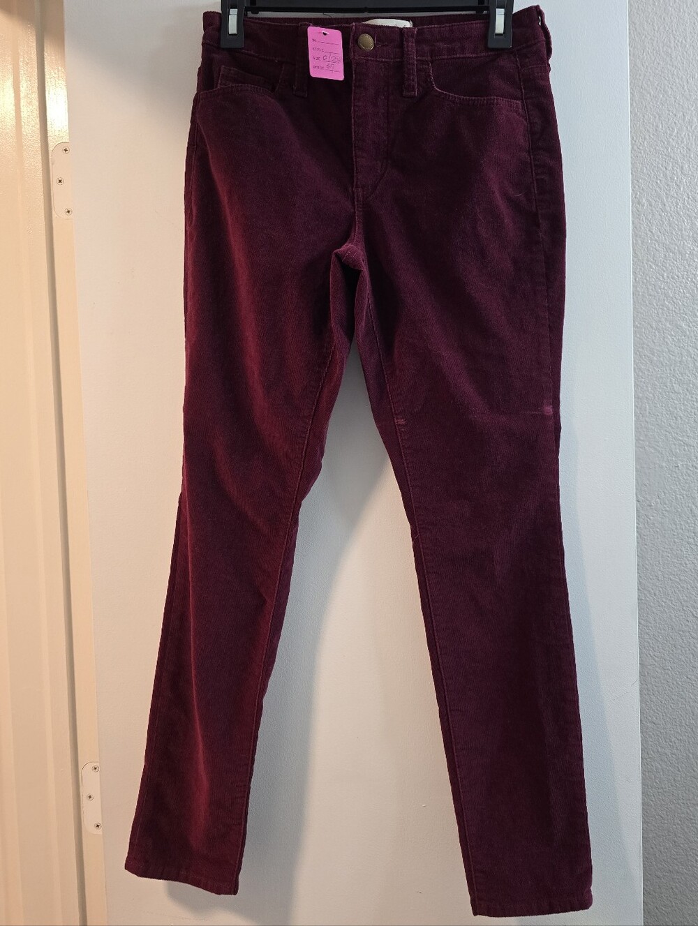17 Universal Thread Slim Corduroy Pants in Burgundy